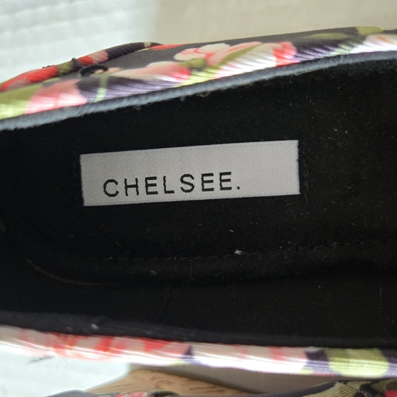 CHELSEE Memory Foam SeaBird Flats or Shoes With Floral Design Size 8 - Picture 9 of 13